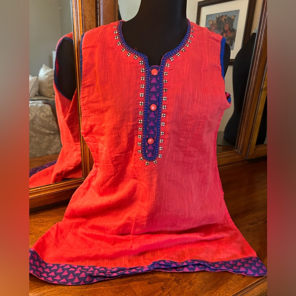 Zola  from India sleeveless tunic top. Size XL.